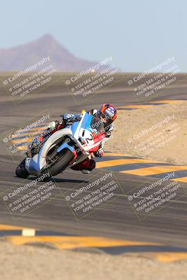 media/Oct-07-2023-CVMA (Sat) [[f84d08e330]]/Race 13 500 Supersport-350 Supersport/
